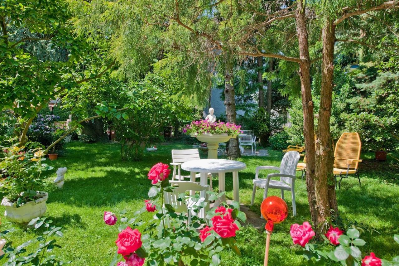 Villa Sabine - Berta Merano Bagian luar foto