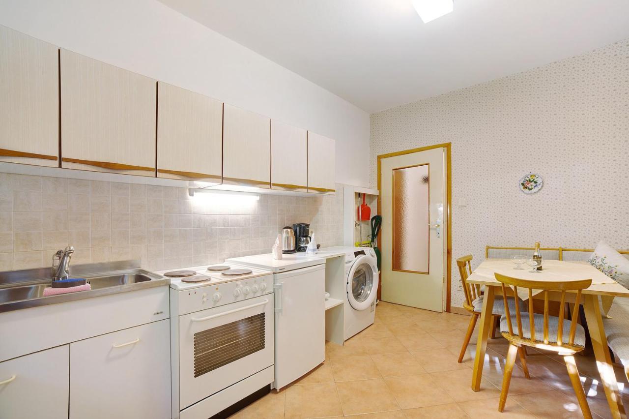Villa Sabine - Berta Merano Bagian luar foto